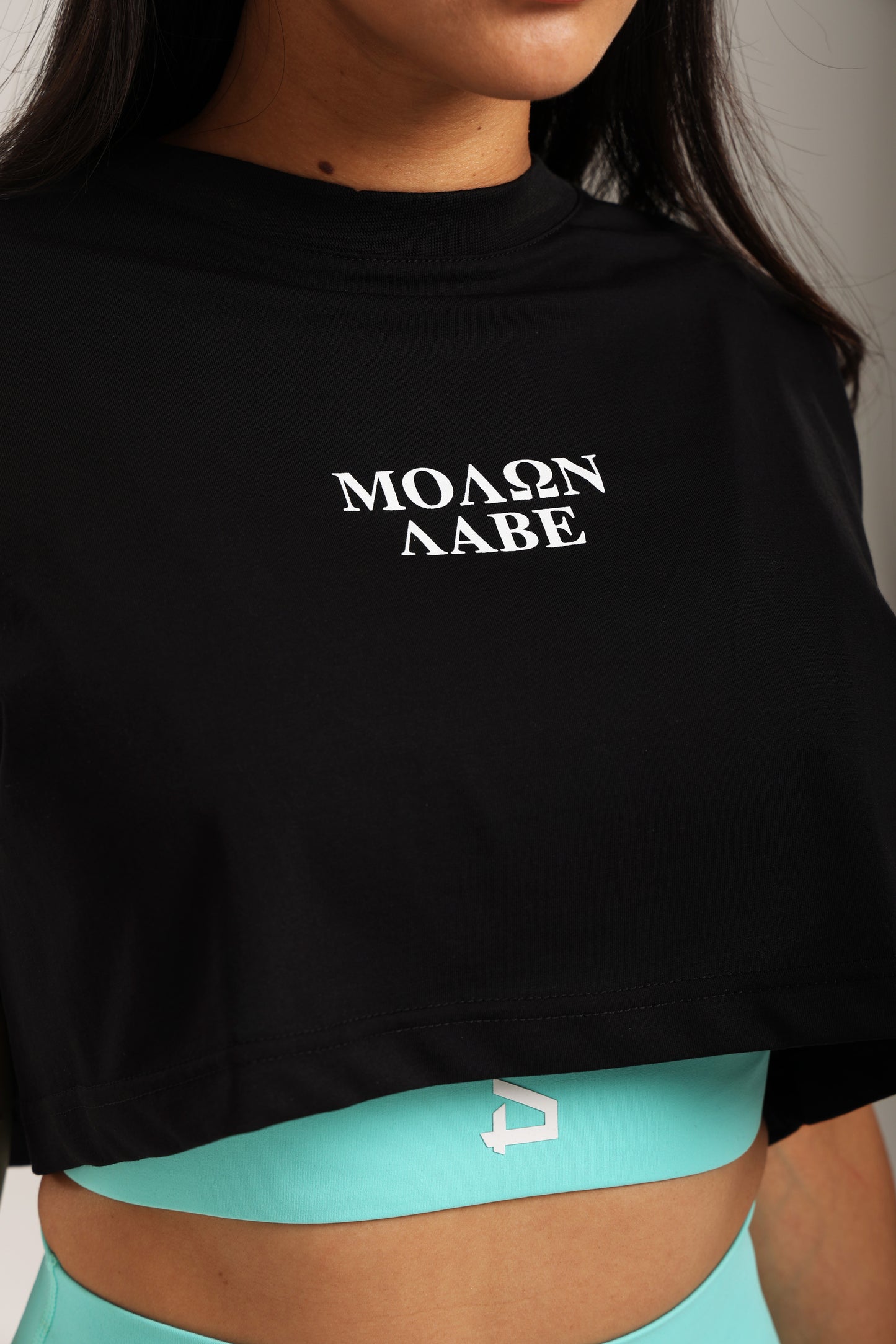 MOLON LABE Crop Top - Black