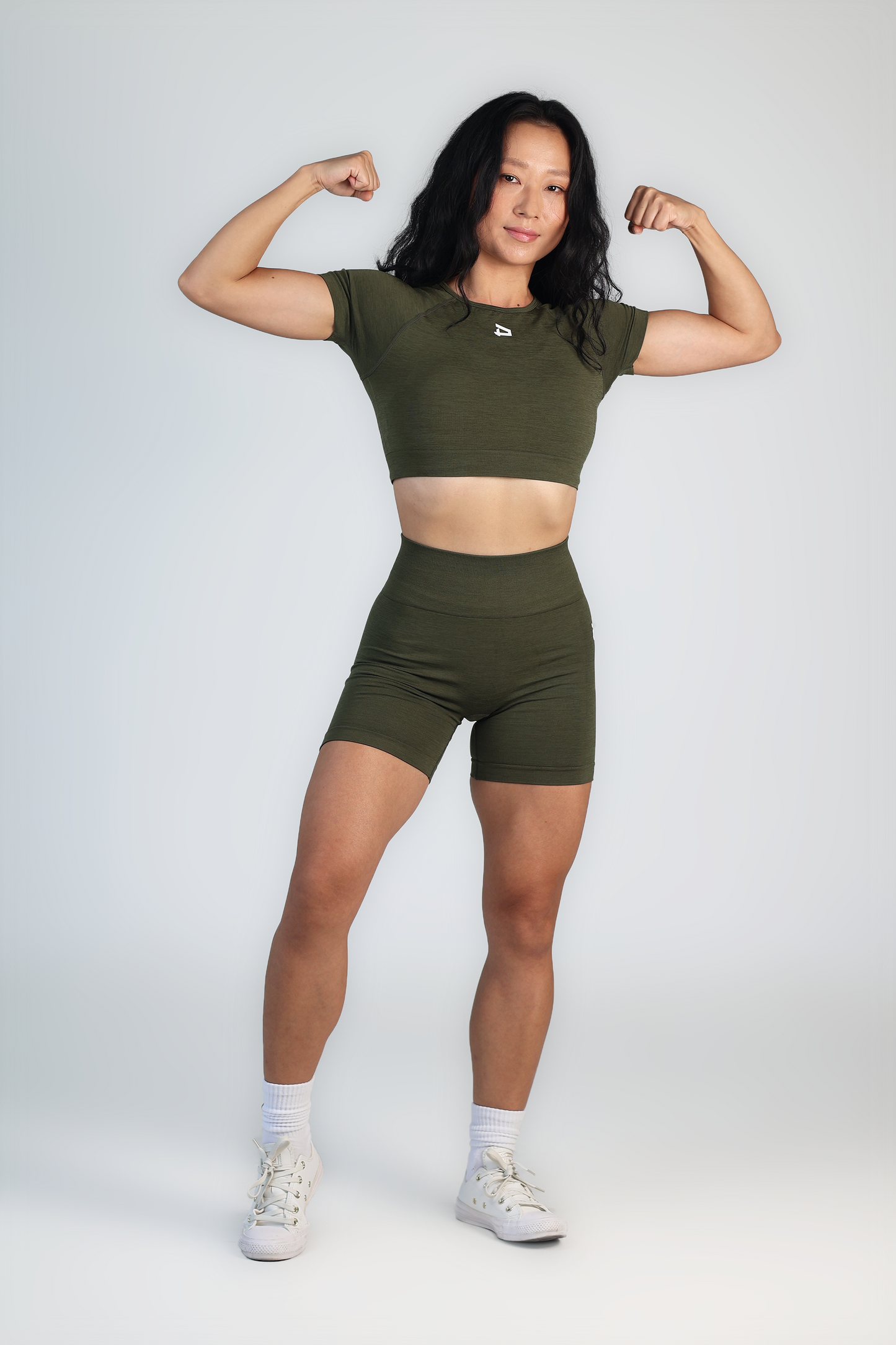 Athena Seamless Crop - Army Green